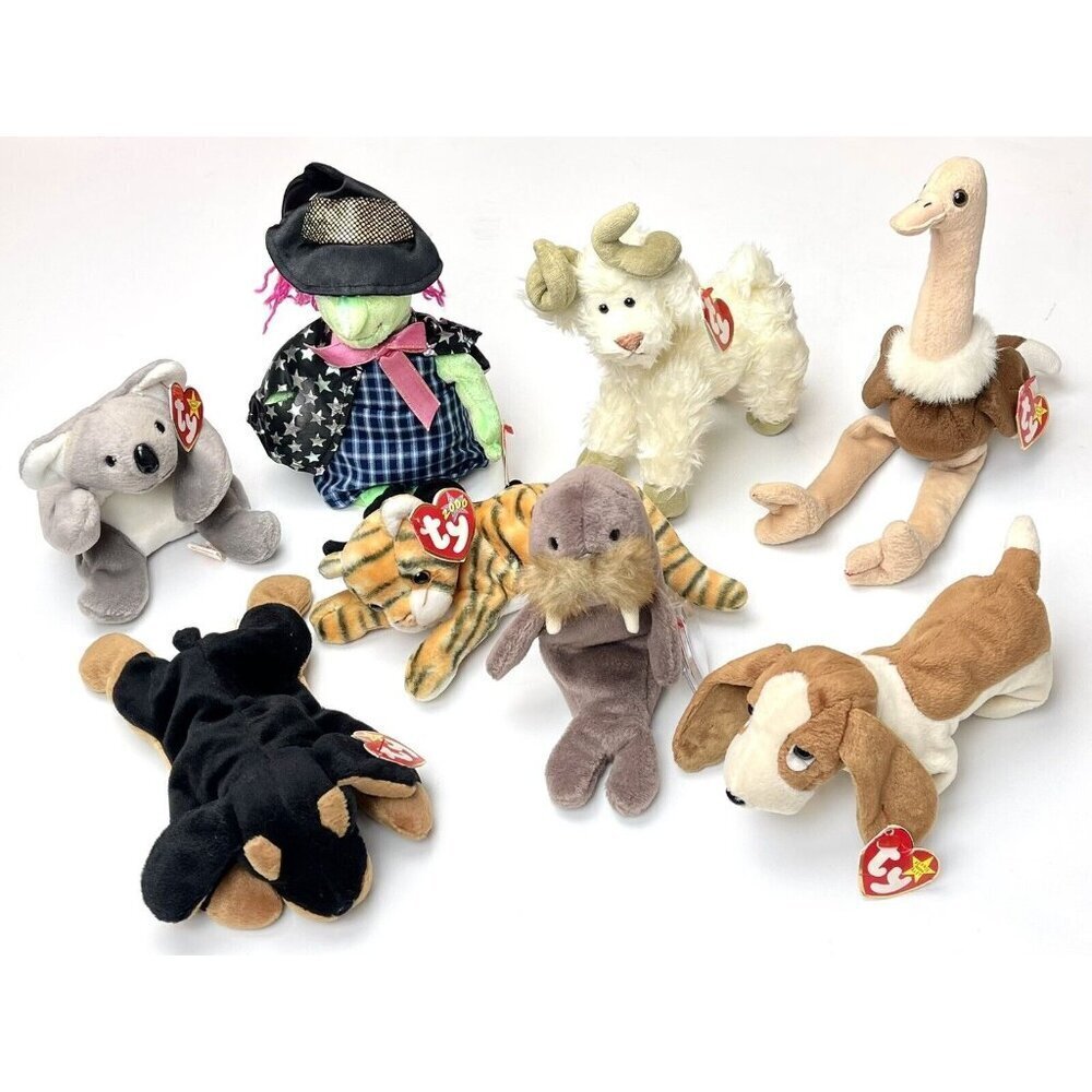 VTG 1996-2001 Lot 8 TY Beanie Babies TRACKER Dog STRETCH Ostrich SCARY Witch TAG